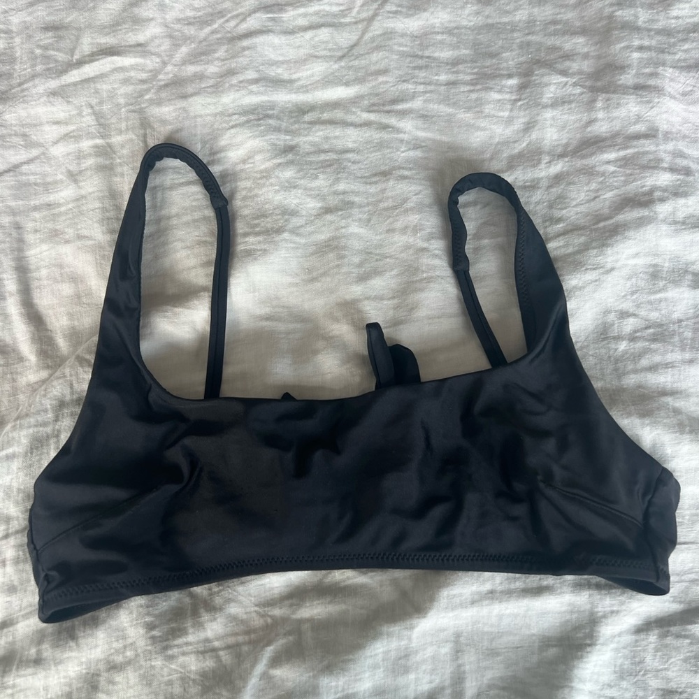 Black Scoop Bikini Top